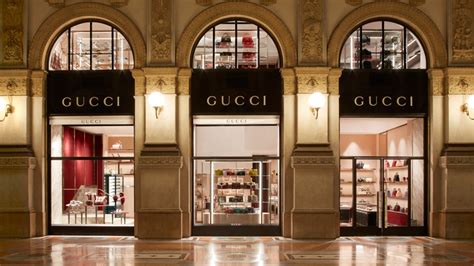 gucci boutique milan.